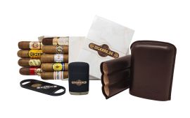 Zigarre.de Aficionado Sampler L Set mit Zigarren, Cutter, Jetflame und 3er Robusto Lederetui in Schwarz